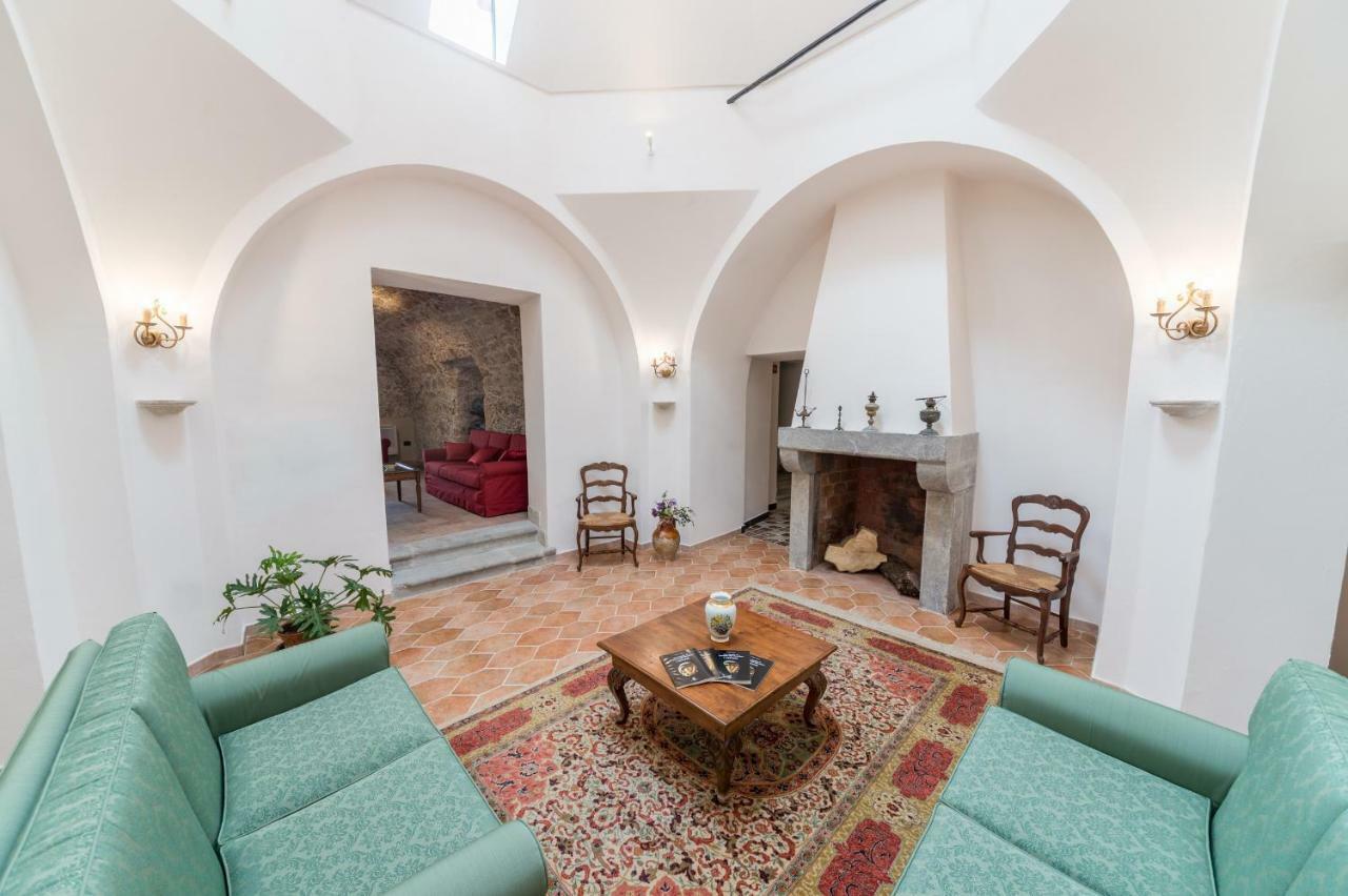 Palazzo Cestari Hotel Montesano sulla Marcellana Экстерьер фото